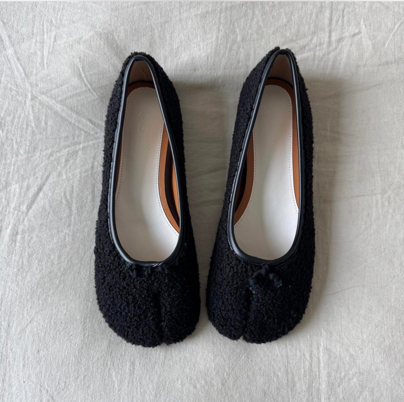 Black Plush Tabi Flats