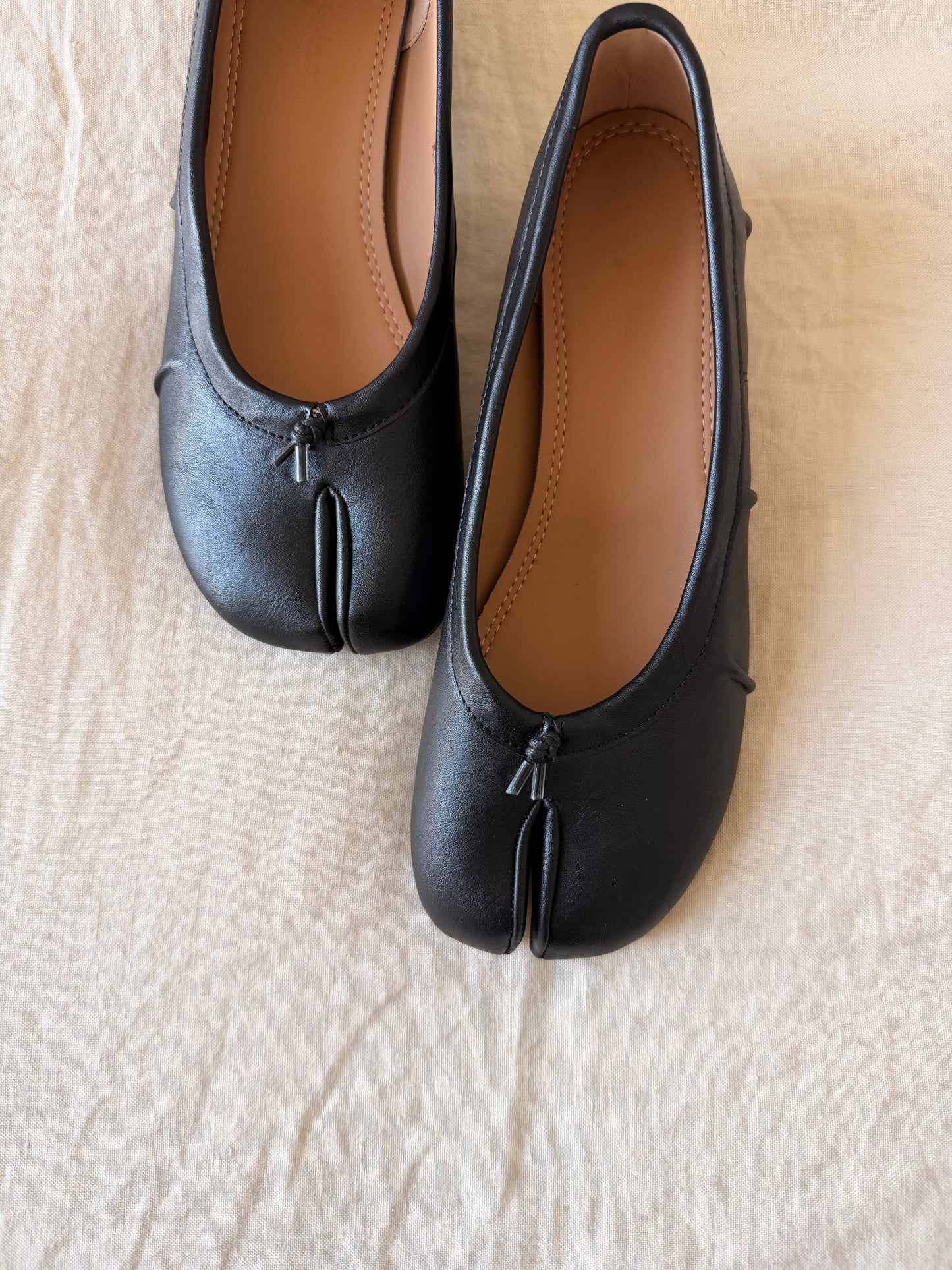 Bedford Tabis (Vegan Leather)