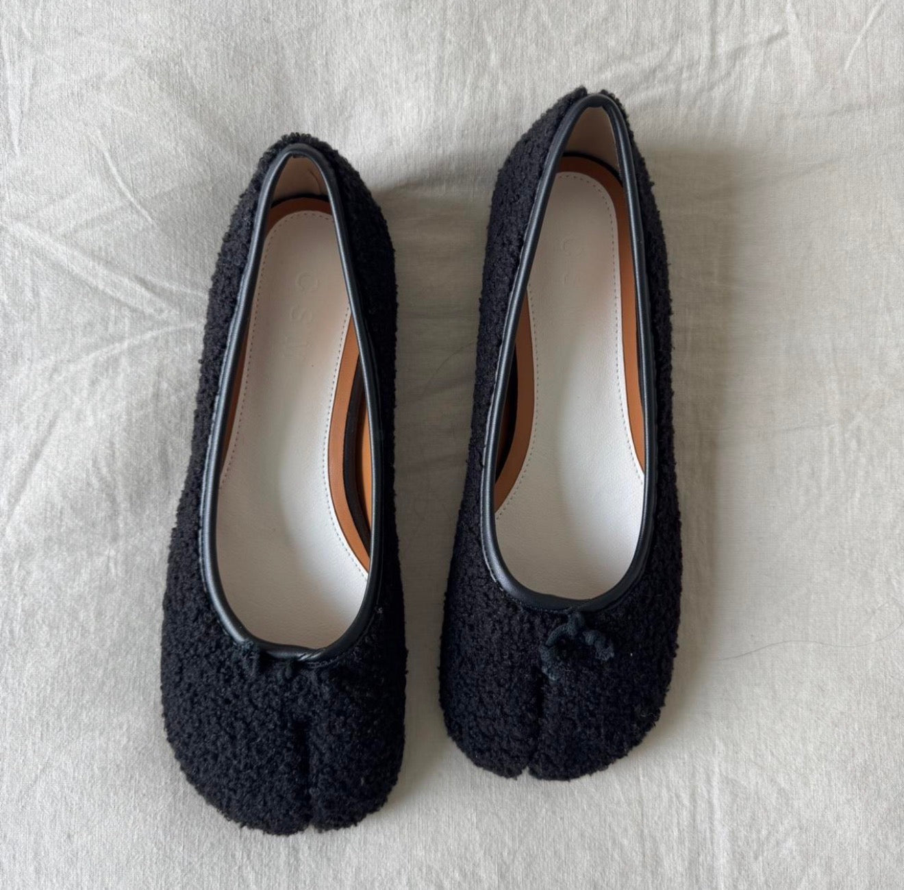 Black Plush Tabi Flats