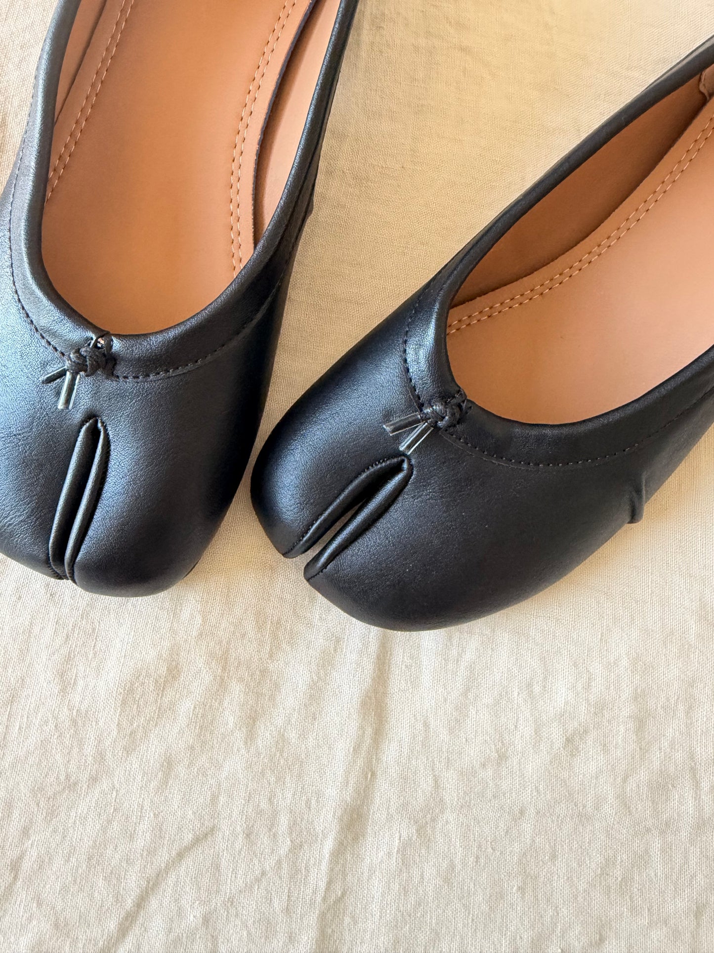 Bedford Tabis (Vegan Leather)